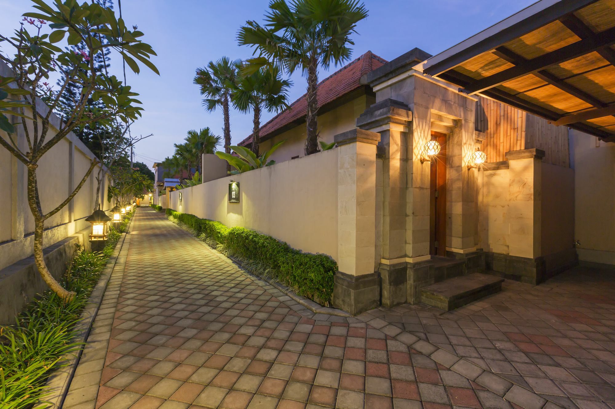 Kubal Bed And Living Hotel Seminyak  Luaran gambar